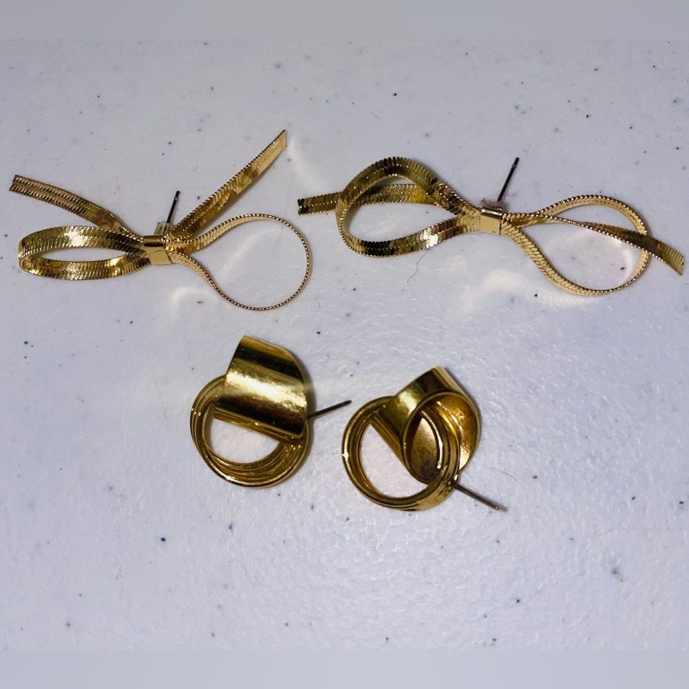 Set 2 gold tone curled ribbon bow earrings and retro 80s love knot interlocked